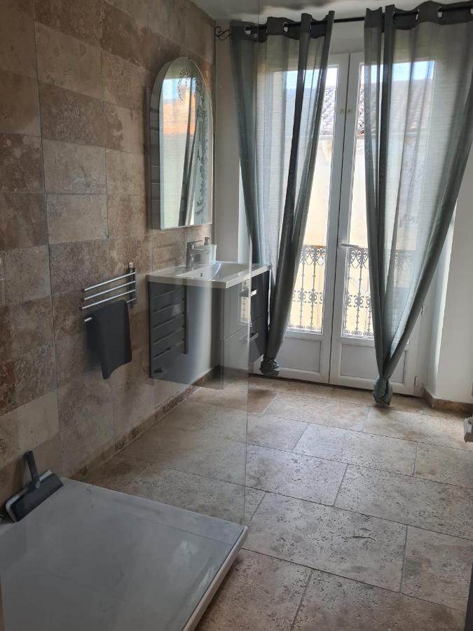 Magnifique Appartement Avec Terrasse Besseges Exterior photo